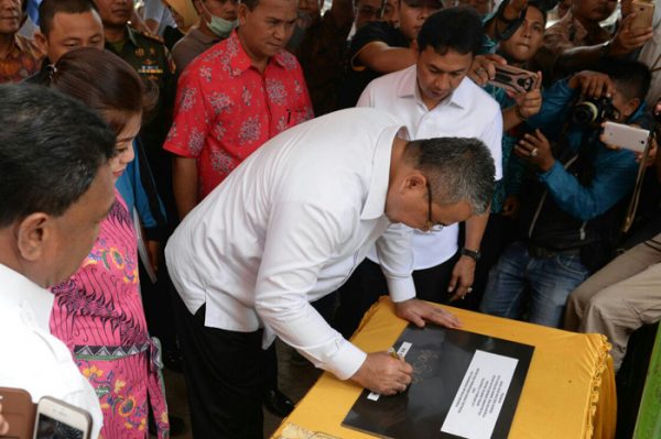 Peresmian BUMDes Mutianggaluku Mandiri